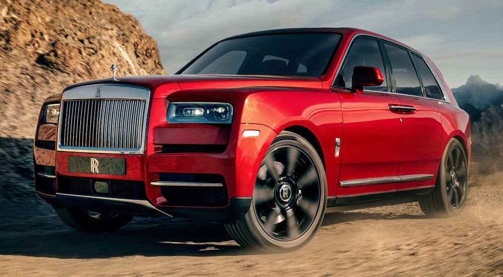 rolls-royce-cullinan-red-front-driving-4.jpg