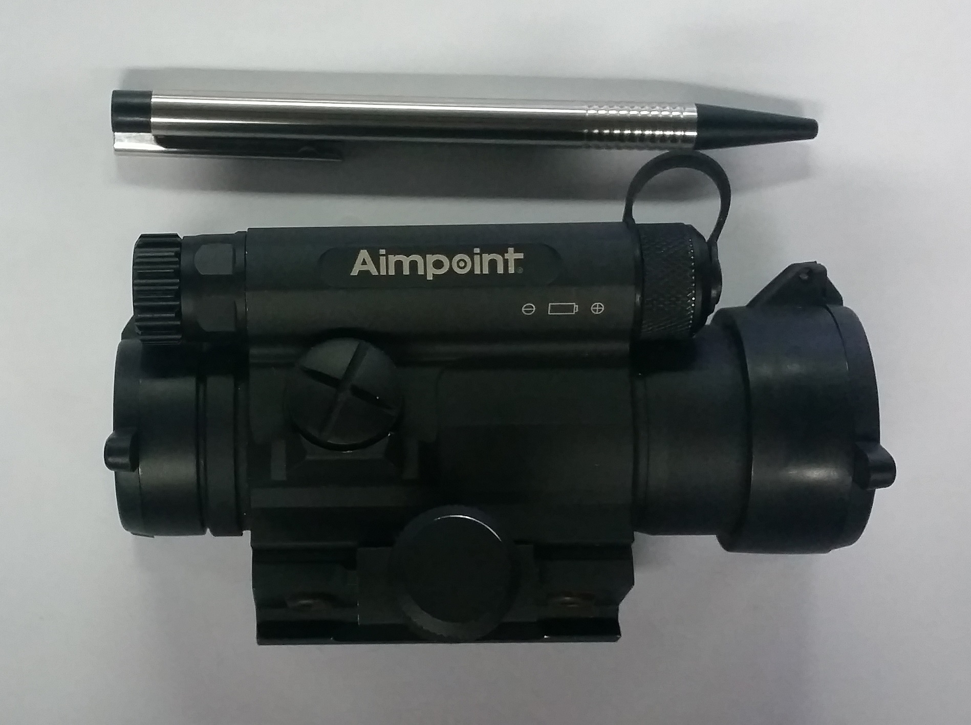 Aimpoint M4 fake.jpg