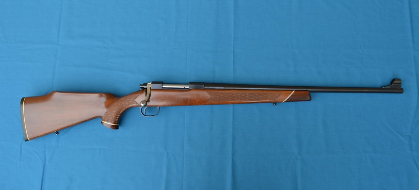 Tikka LSA-55 243  cropped 3.jpg