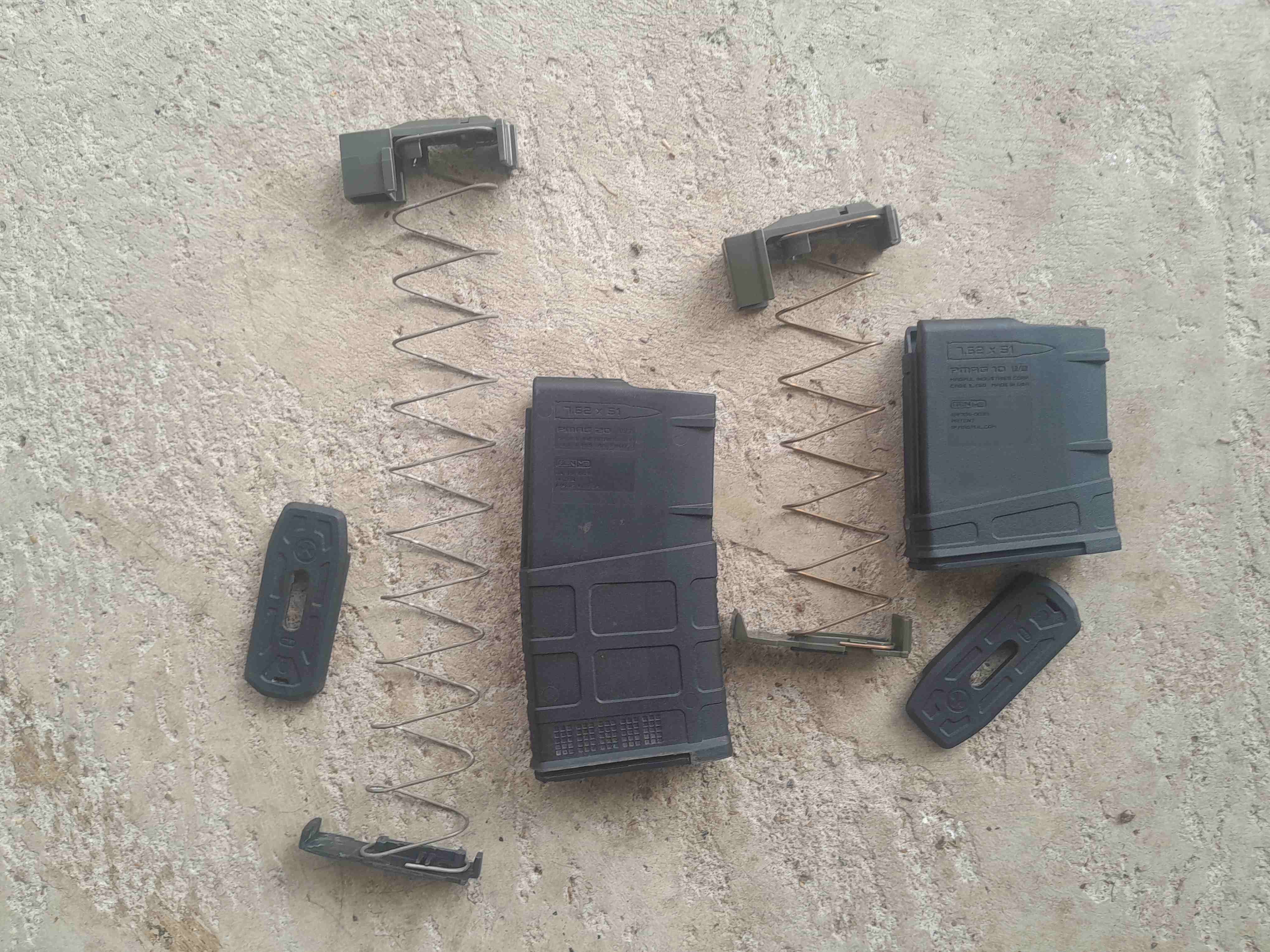 Pmag30a.jpg