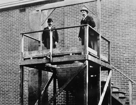 Gallows.jpg