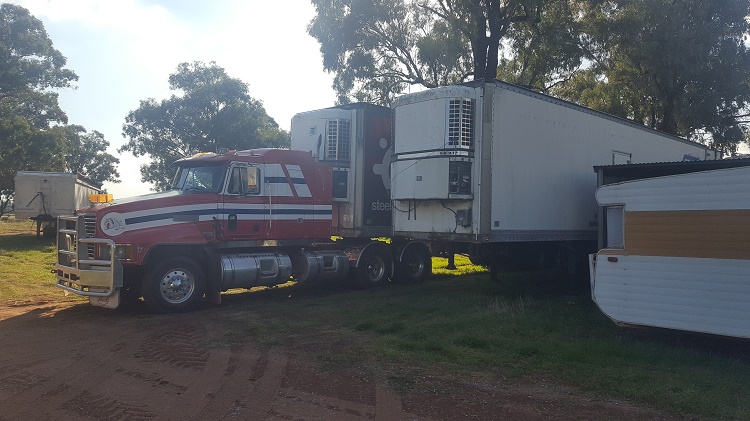 Fridge trailer both.jpg